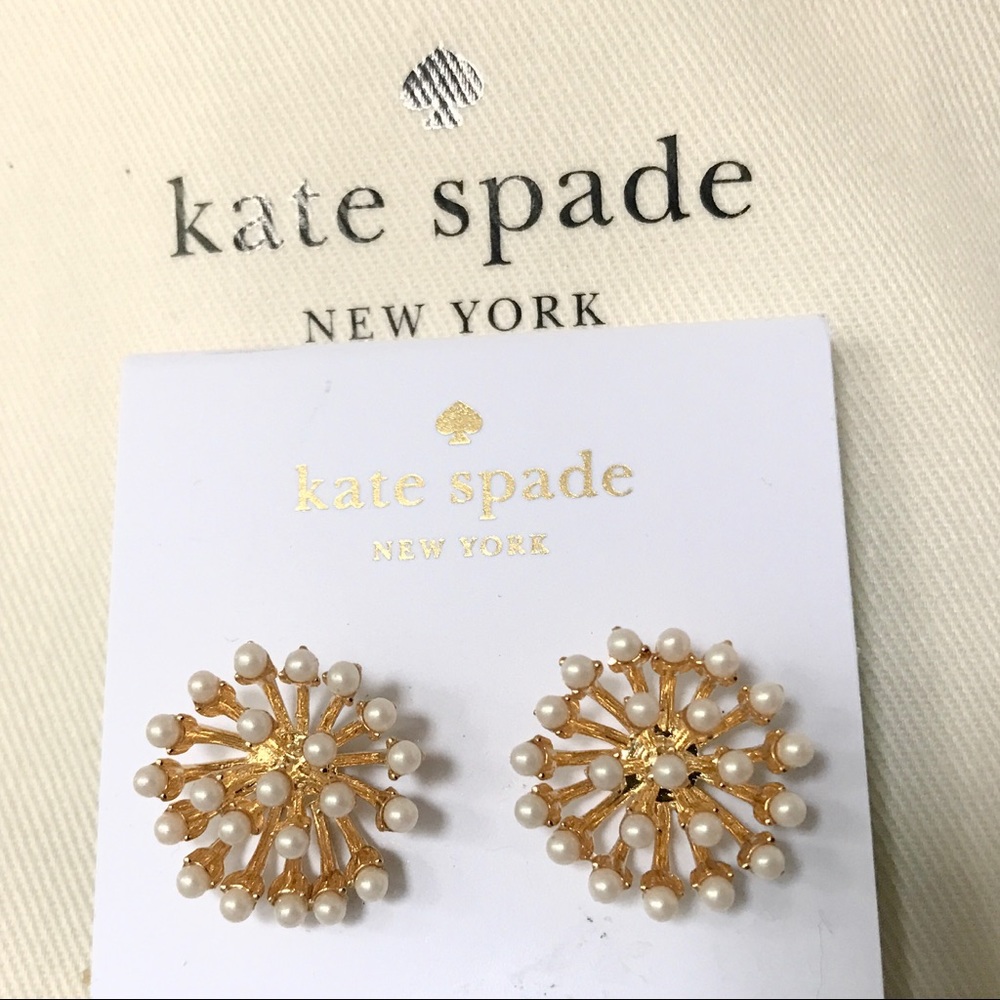 LAST 1 ⭐️Kate ♠️ pearl gold tone sputnick earrings - Picture 3 of 4